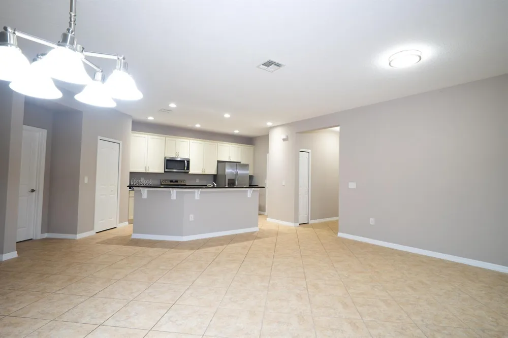 8809 Arrabida Lane Orlando, FL 32836