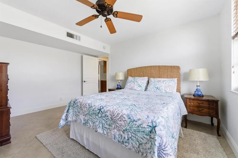 3000 NE 48th Court #406 Lighthouse Point, FL 33064
