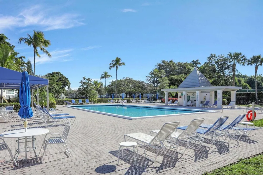 2601 Nassau Bend #D2 Coconut Creek, FL 33066