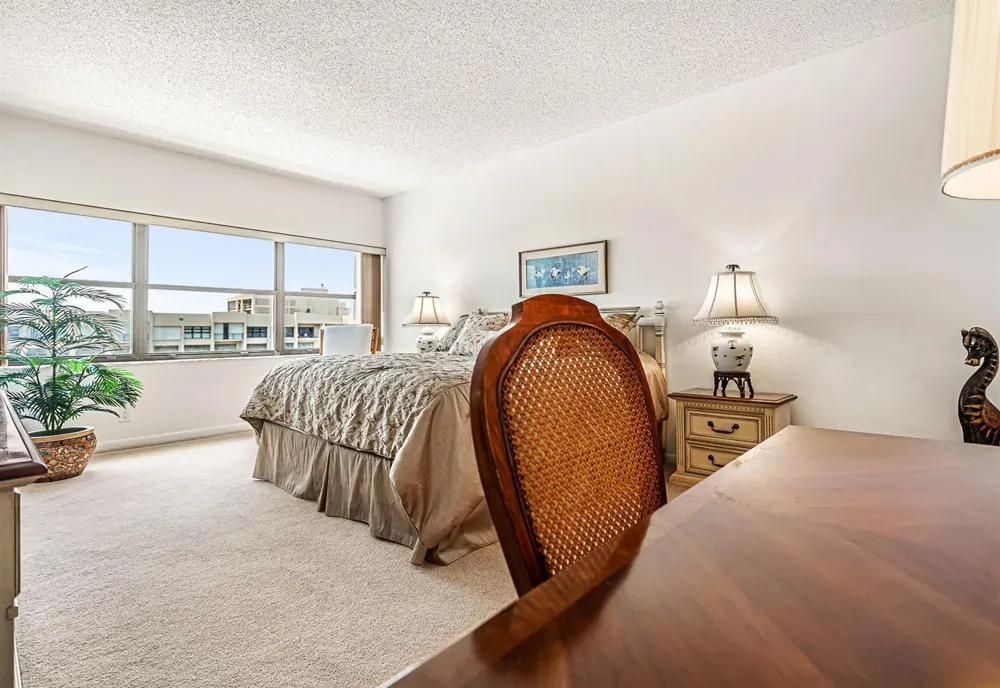 5000 Ocean Boulevard #1609 Lauderdale By The Sea, FL 33308