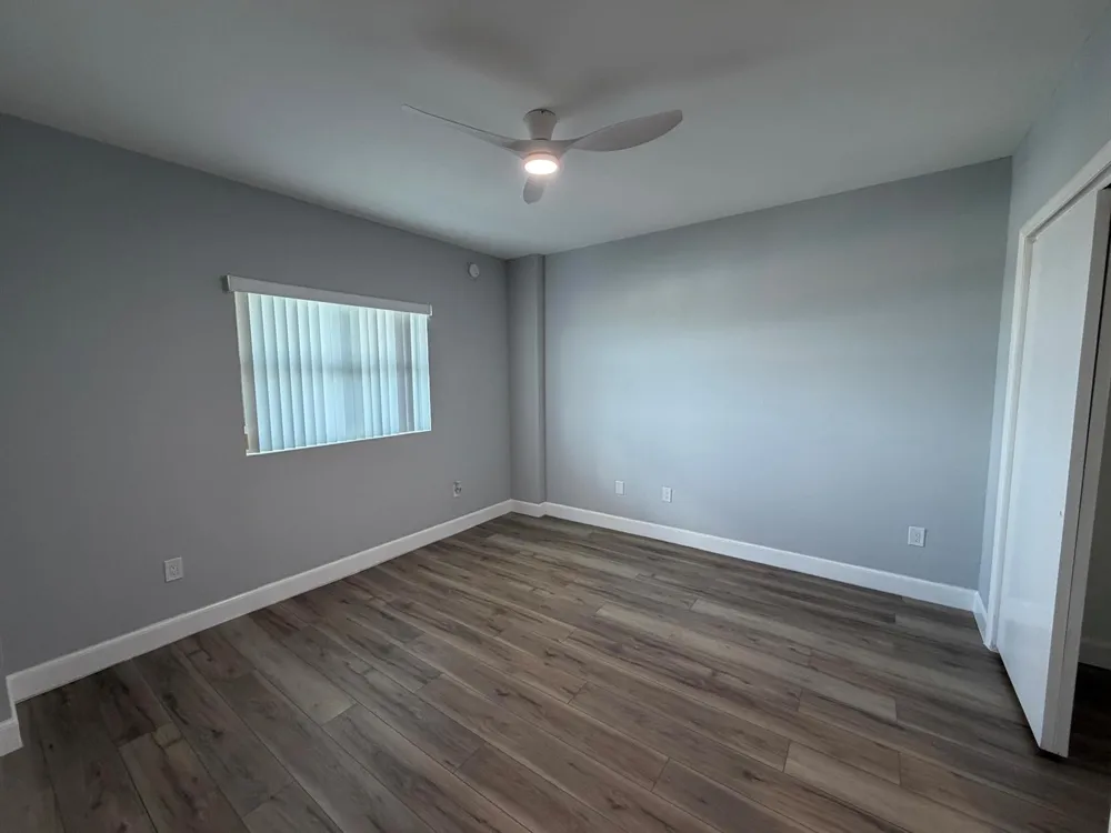 15051 Royal Oaks Lane #1603 North Miami, FL 33181