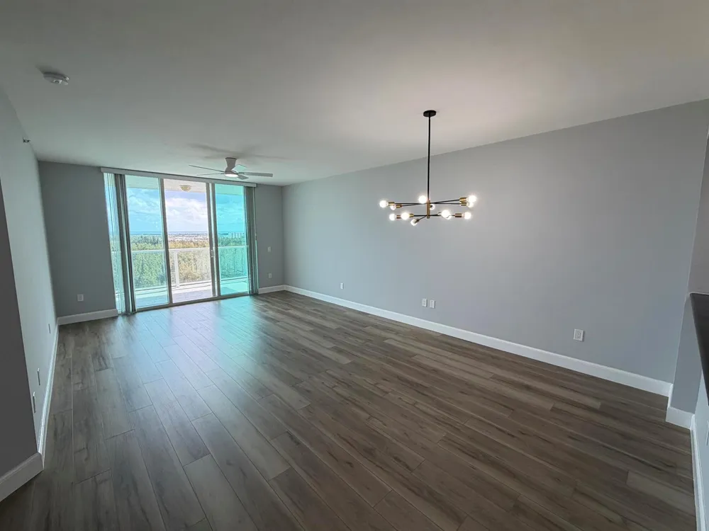 15051 Royal Oaks Lane #1603 North Miami, FL 33181