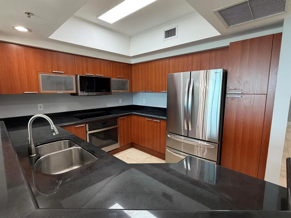 15051 Royal Oaks Lane #1603 North Miami, FL 33181