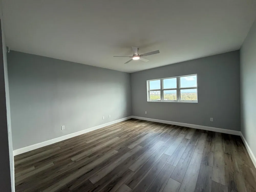 15051 Royal Oaks Lane #1603 North Miami, FL 33181