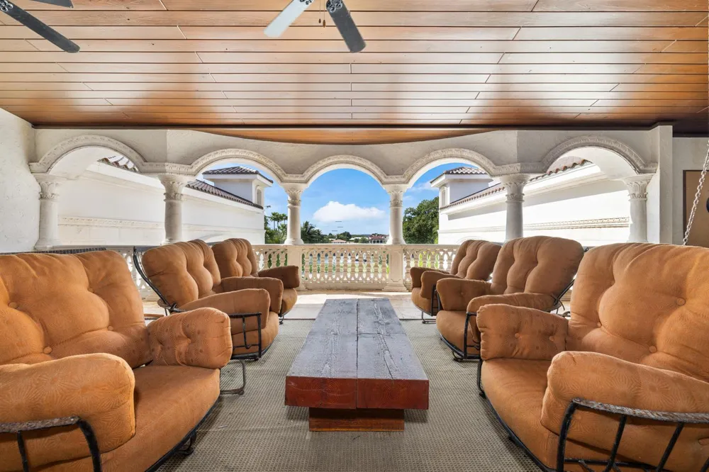 1075 Hillsboro Mile Hillsboro Beach, FL 33062