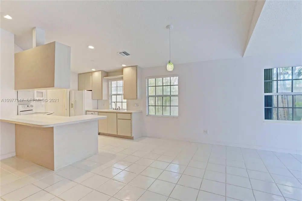 7819 SE Spicewood Circle Hobe Sound, FL 33455