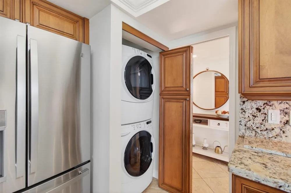 3560 S Ocean Boulevard #602 South Palm Beach, FL 33480