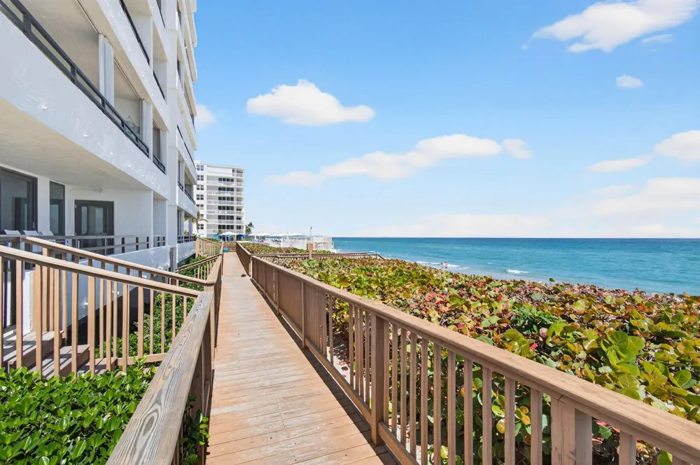 3560 S Ocean Boulevard #602 South Palm Beach, FL 33480
