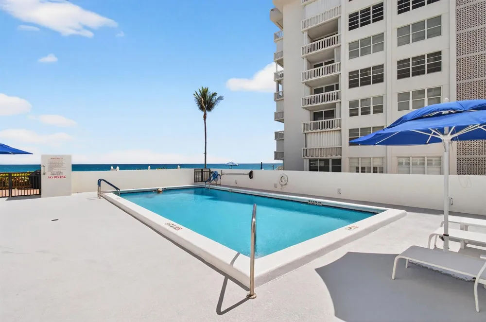 3560 S Ocean Boulevard #602 South Palm Beach, FL 33480