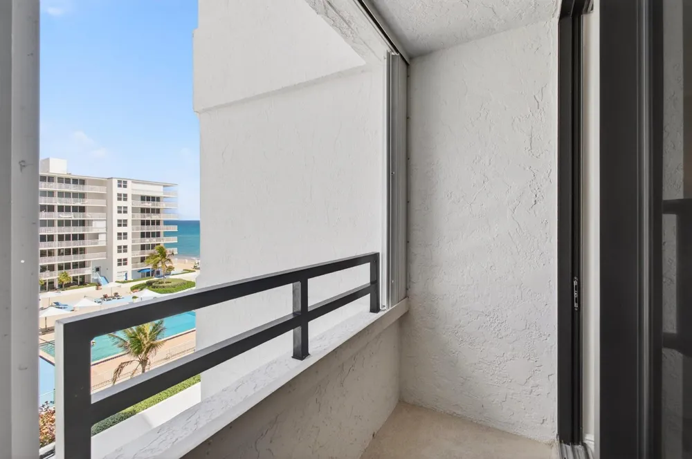 3560 S Ocean Boulevard #602 South Palm Beach, FL 33480