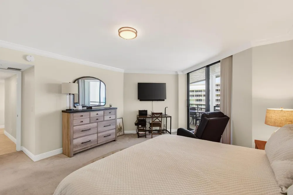 3560 S Ocean Boulevard #602 South Palm Beach, FL 33480