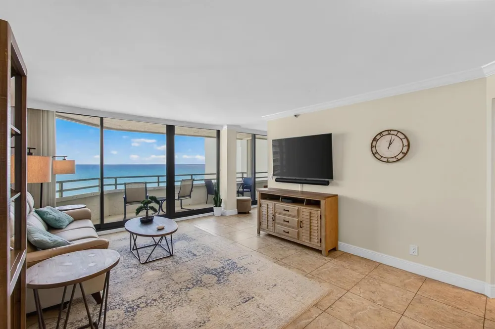3560 S Ocean Boulevard #602 South Palm Beach, FL 33480