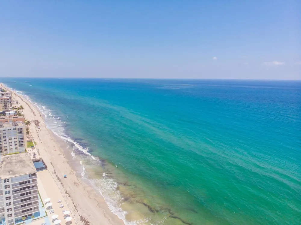 3560 S Ocean Boulevard #602 South Palm Beach, FL 33480