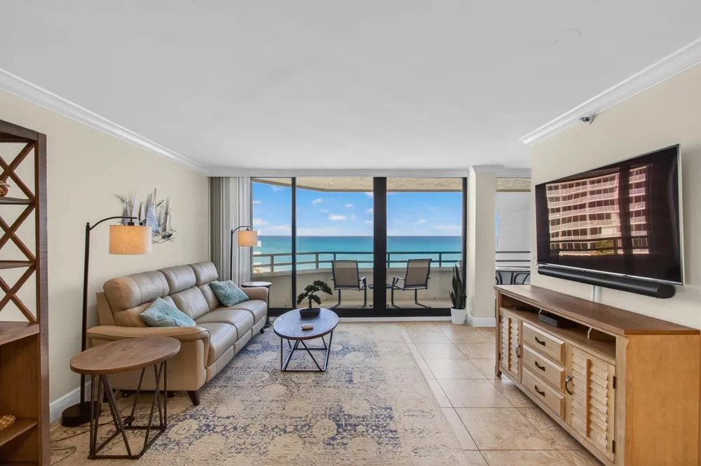 3560 S Ocean Boulevard #602 South Palm Beach, FL 33480