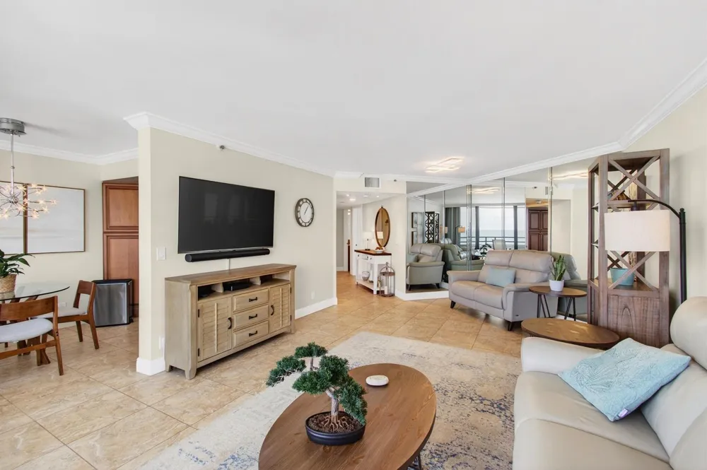 3560 S Ocean Boulevard #602 South Palm Beach, FL 33480