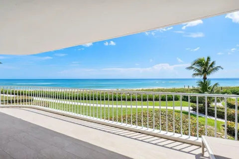 2001 SE Sailfish Point Boulevard #212