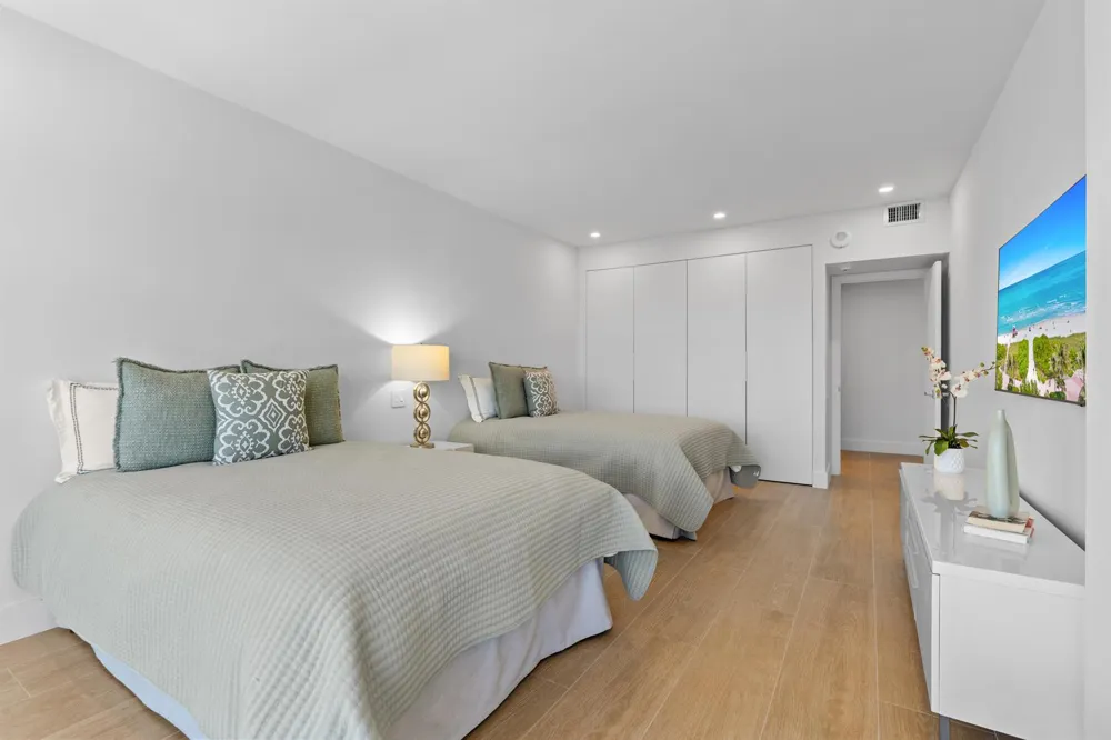 5000 Ocean Boulevard #1707 Lauderdale By The Sea, FL 33308