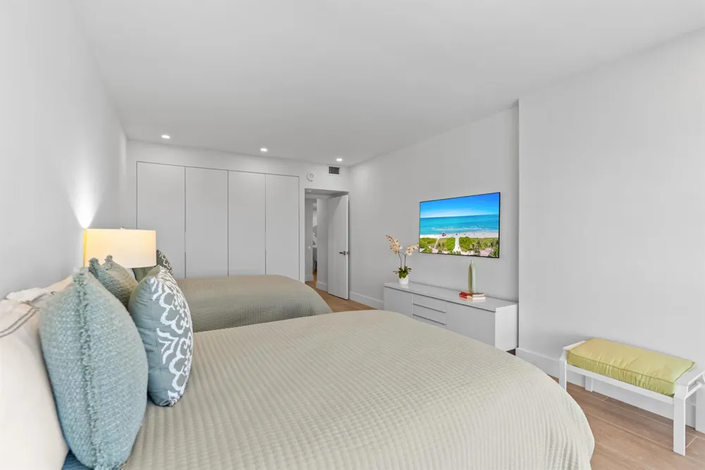 5000 Ocean Boulevard #1707 Lauderdale By The Sea, FL 33308