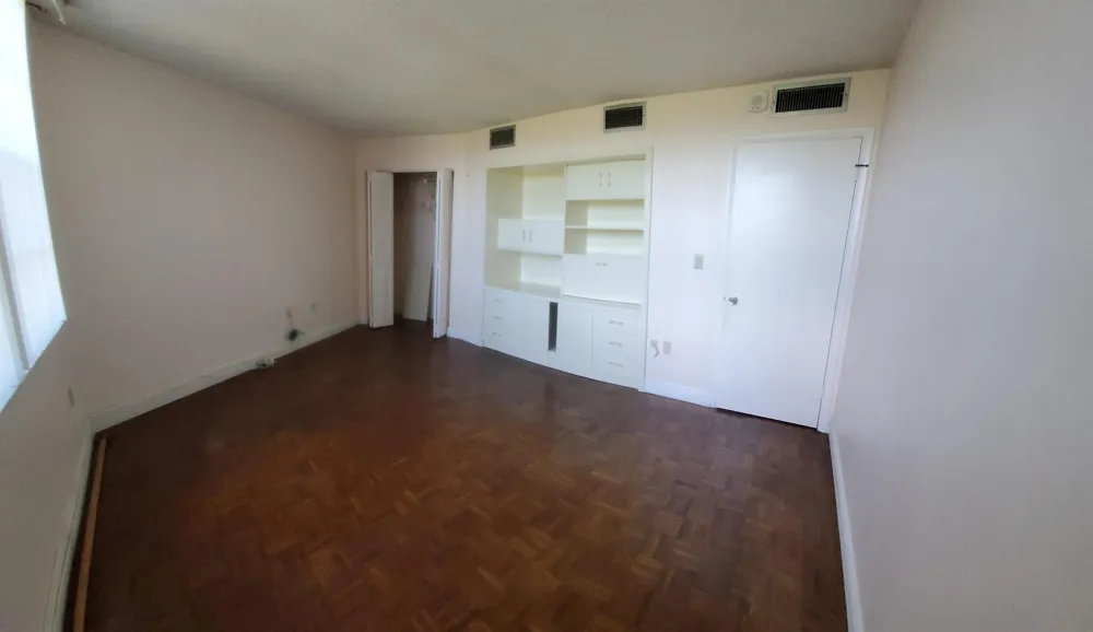 1400 Saint Charles Place #608 Pembroke Pines, FL 33026