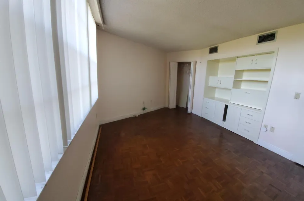 1400 Saint Charles Place #608 Pembroke Pines, FL 33026