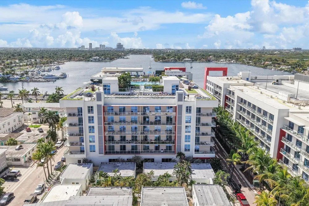 777 Ocean Drive #Unit S404 Hollywood, FL 33019