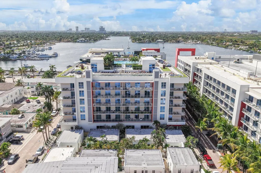 777 Ocean Drive #Unit S404 Hollywood, FL 33019