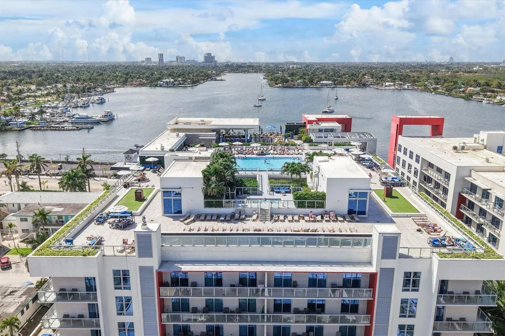 777 Ocean Drive #Unit S404 Hollywood, FL 33019