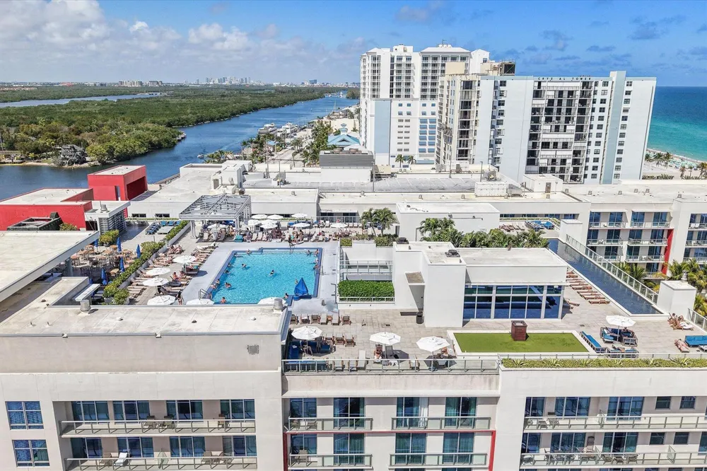 777 Ocean Drive #Unit S404 Hollywood, FL 33019