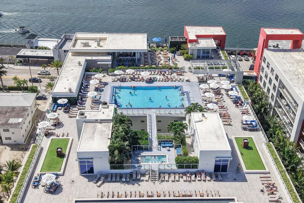 777 Ocean Drive #Unit S404 Hollywood, FL 33019