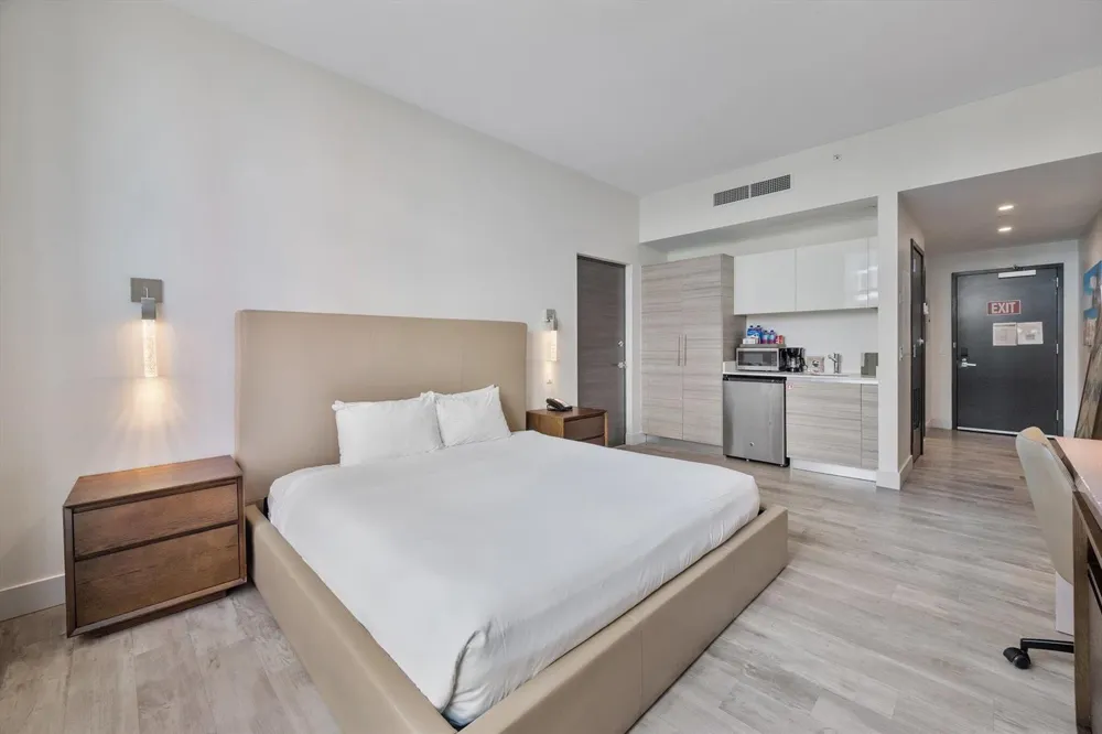777 Ocean Drive #Unit S404 Hollywood, FL 33019