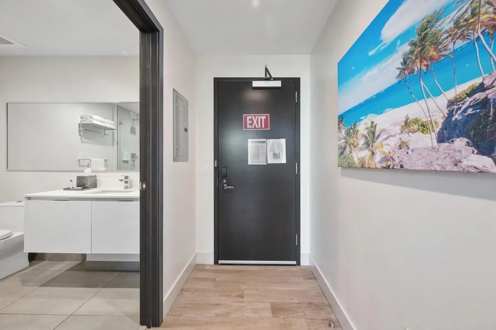 777 Ocean Drive #Unit S404 Hollywood, FL 33019