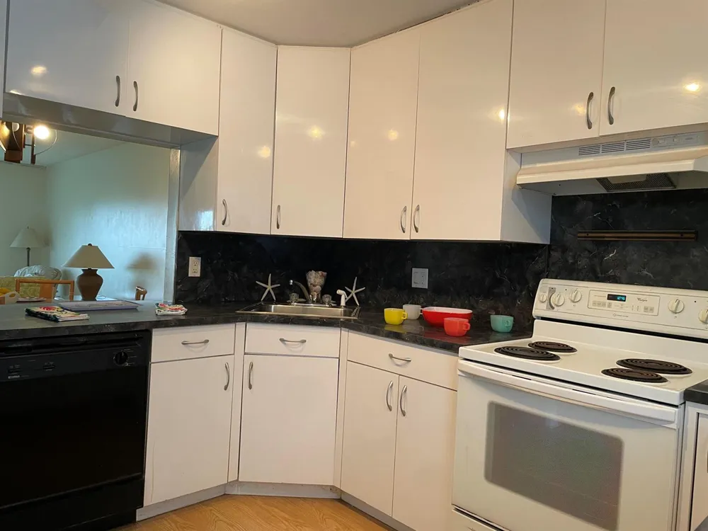 4629 Poinciana Street #Apt 409 Lauderdale By The Sea, FL 33308