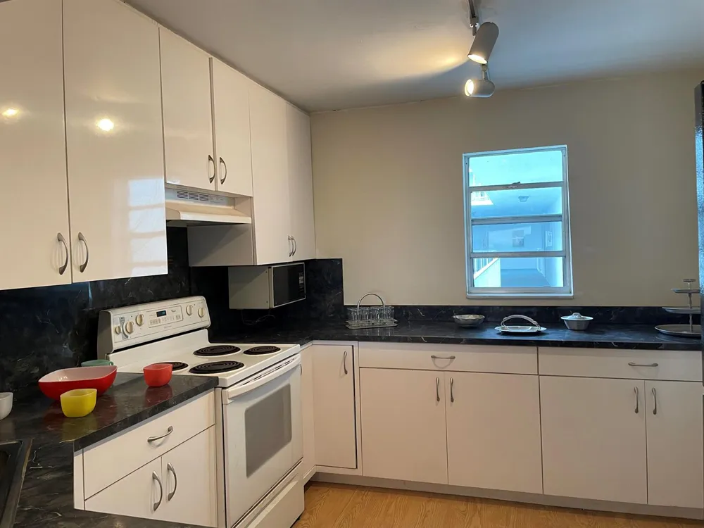 4629 Poinciana Street #Apt 409 Lauderdale By The Sea, FL 33308