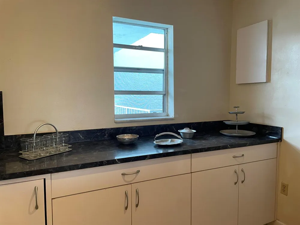 4629 Poinciana Street #Apt 409 Lauderdale By The Sea, FL 33308