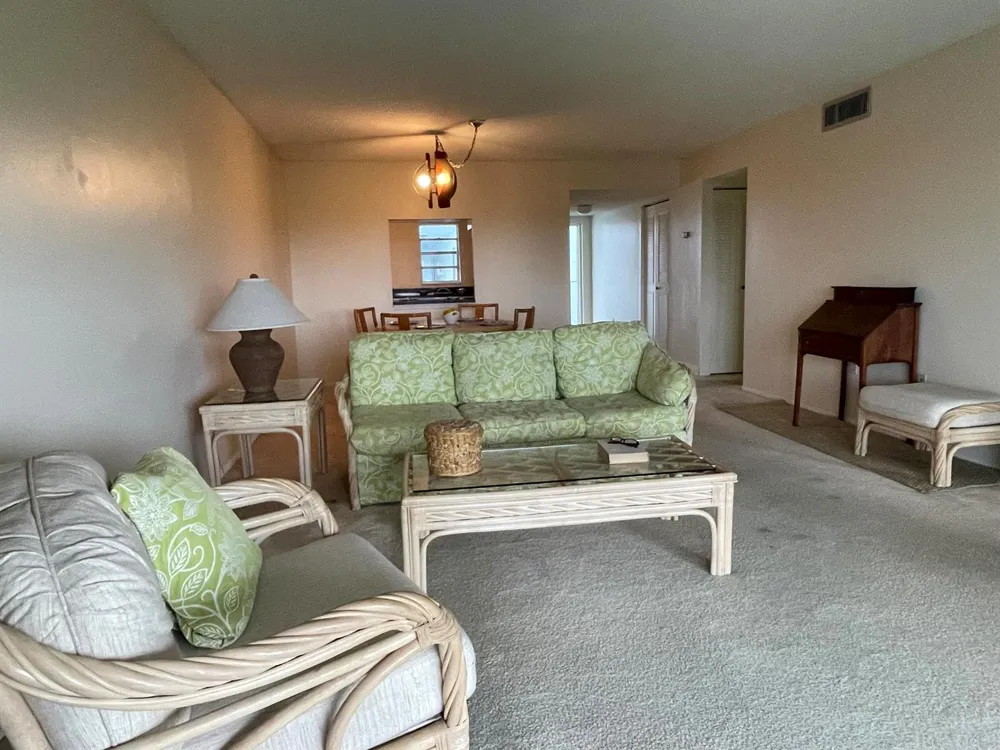 4629 Poinciana Street #Apt 409 Lauderdale By The Sea, FL 33308
