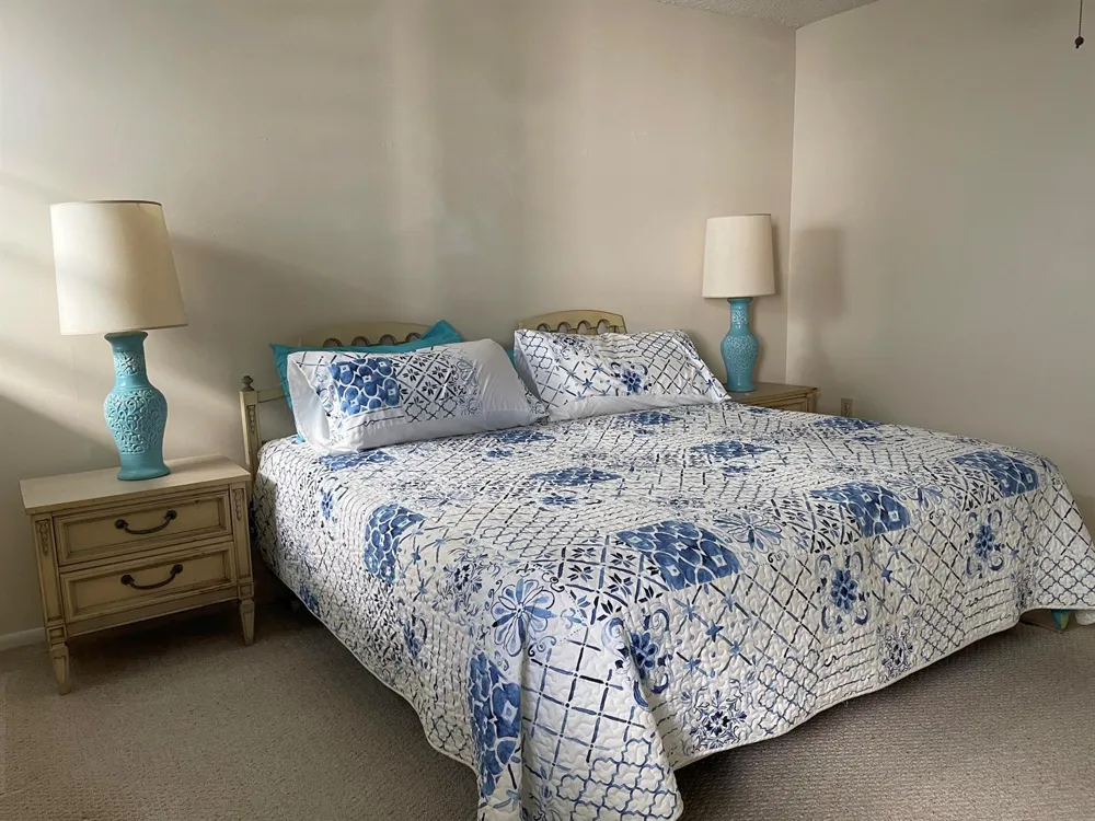 4629 Poinciana Street #Apt 409 Lauderdale By The Sea, FL 33308