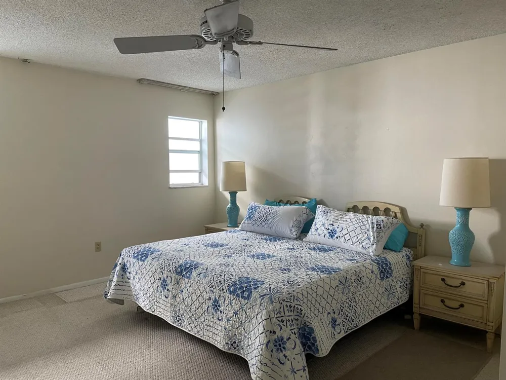 4629 Poinciana Street #Apt 409 Lauderdale By The Sea, FL 33308
