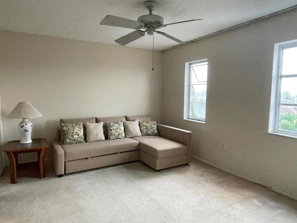 4629 Poinciana Street #Apt 409 Lauderdale By The Sea, FL 33308