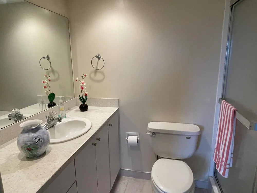 4629 Poinciana Street #Apt 409 Lauderdale By The Sea, FL 33308