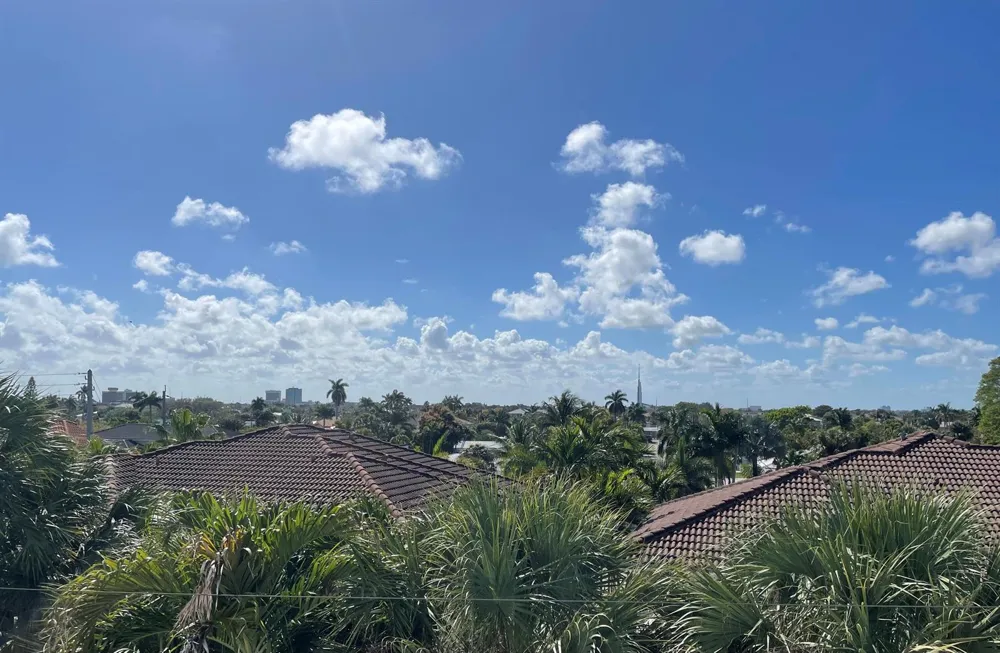 4629 Poinciana Street #Apt 409 Lauderdale By The Sea, FL 33308