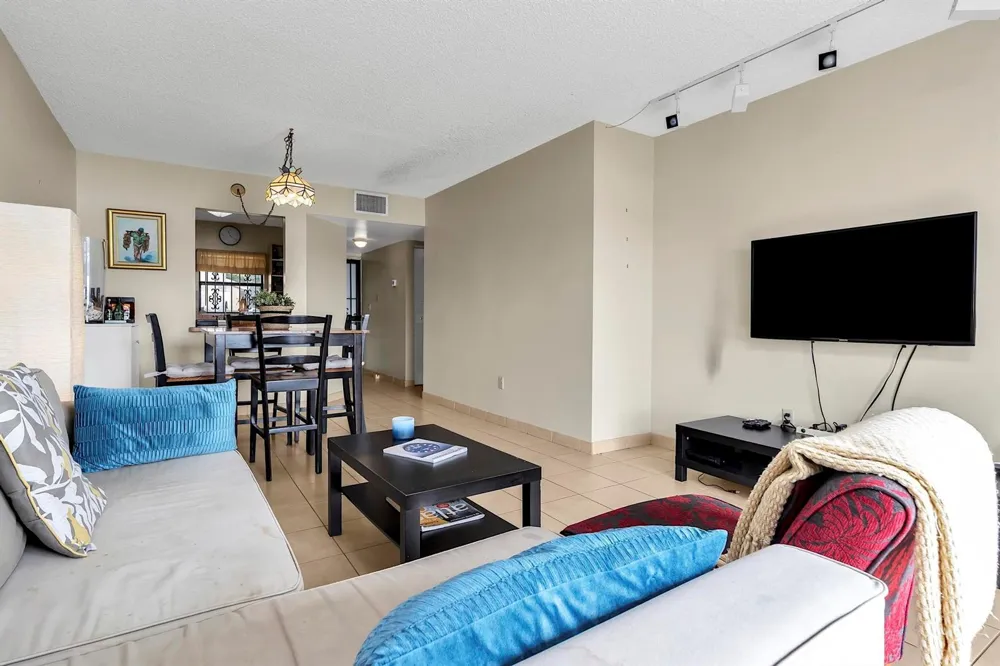 6715 W 26th Drive #101-6 Hialeah, FL 33016