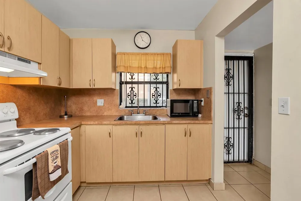 6715 W 26th Drive #101-6 Hialeah, FL 33016