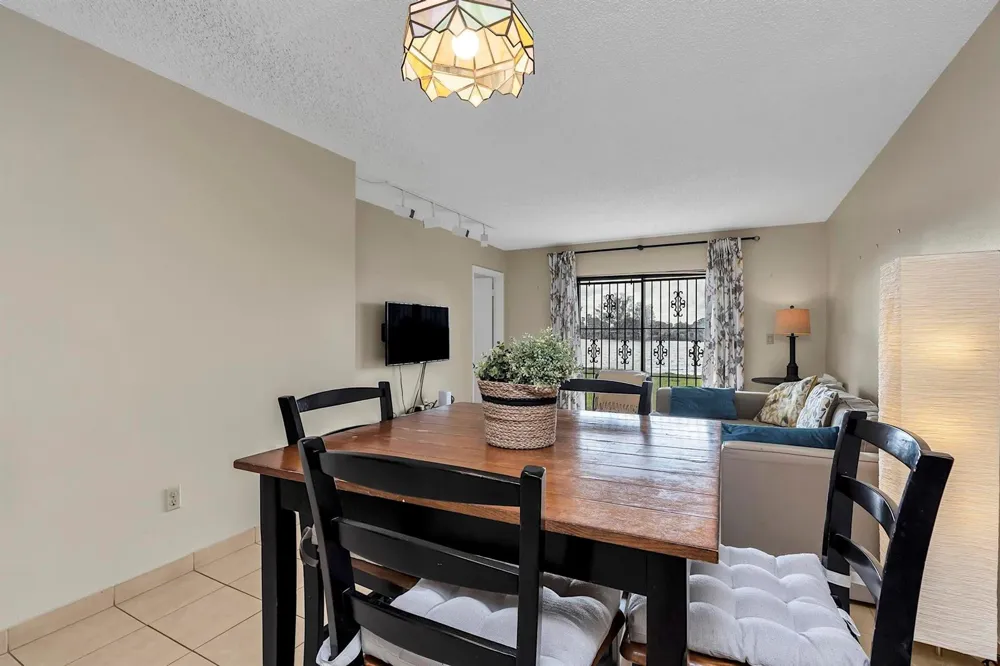 6715 W 26th Drive #101-6 Hialeah, FL 33016