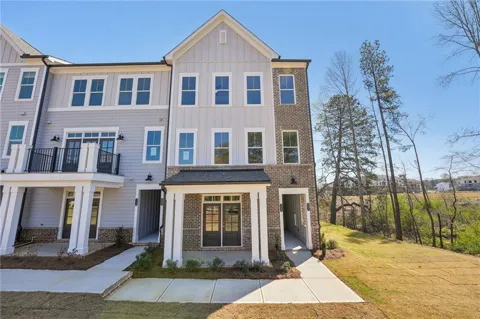 502 Alice Way #D21