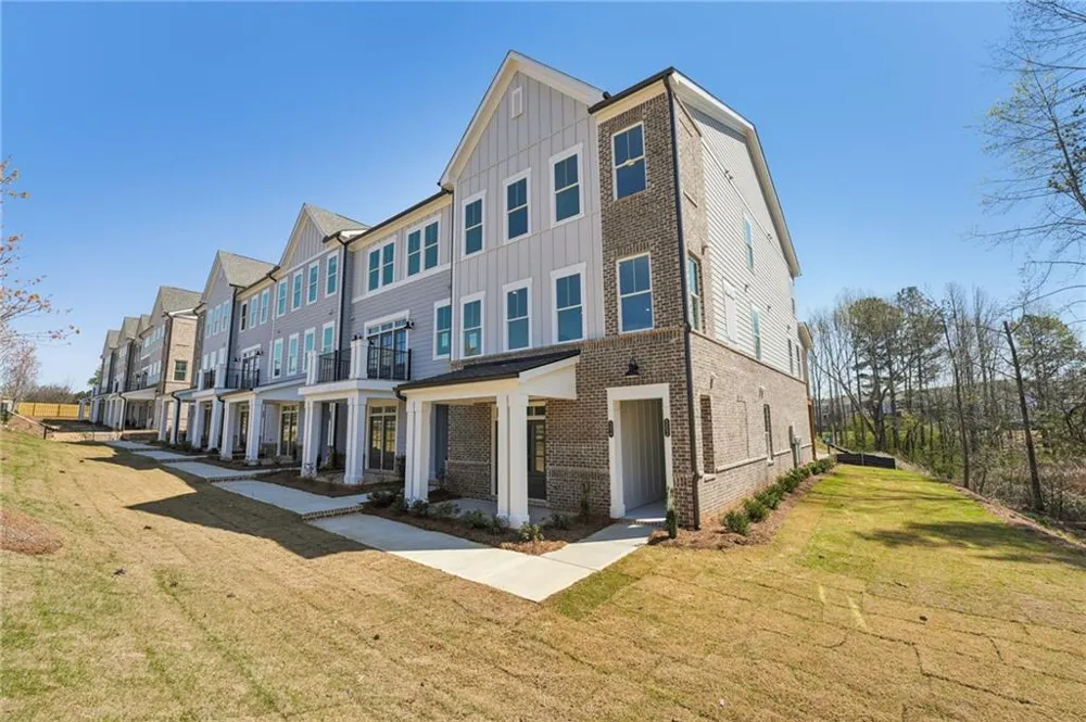 502 Alice Way #D21 Cumming, GA 30040