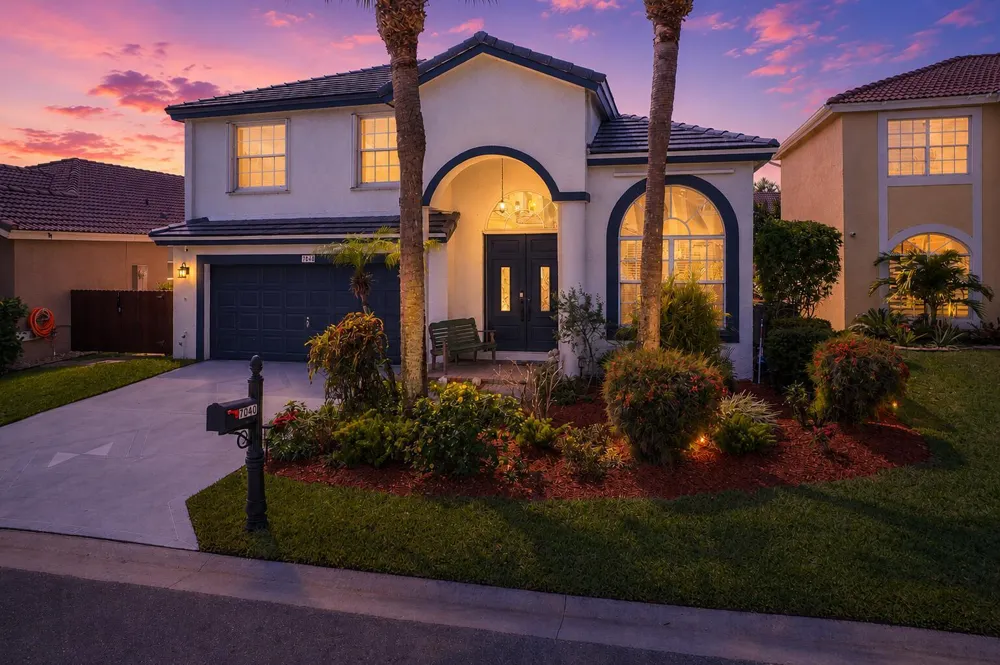 7040 Peninsula Lake Court Lake Worth, FL 33467