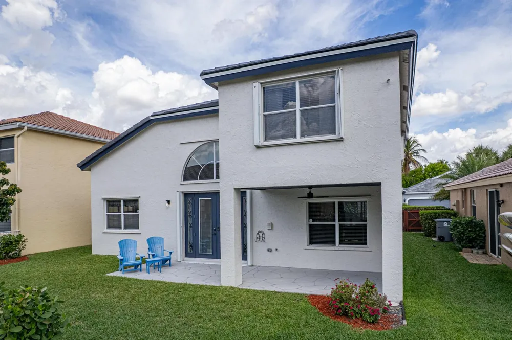 7040 Peninsula Lake Court Lake Worth, FL 33467