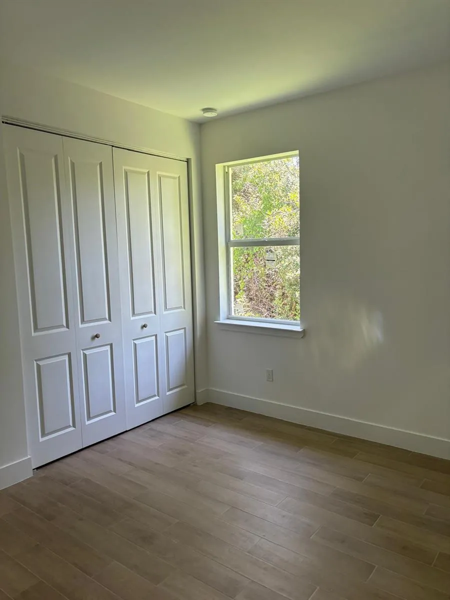 500 Sunset Road 