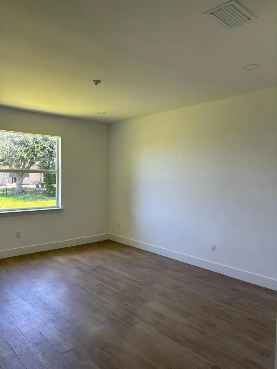 500 Sunset Road 