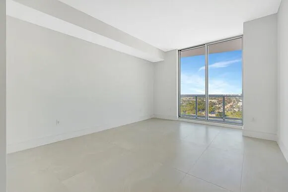 220 Lake Shore Drive #2105 Lake Park, FL 33403